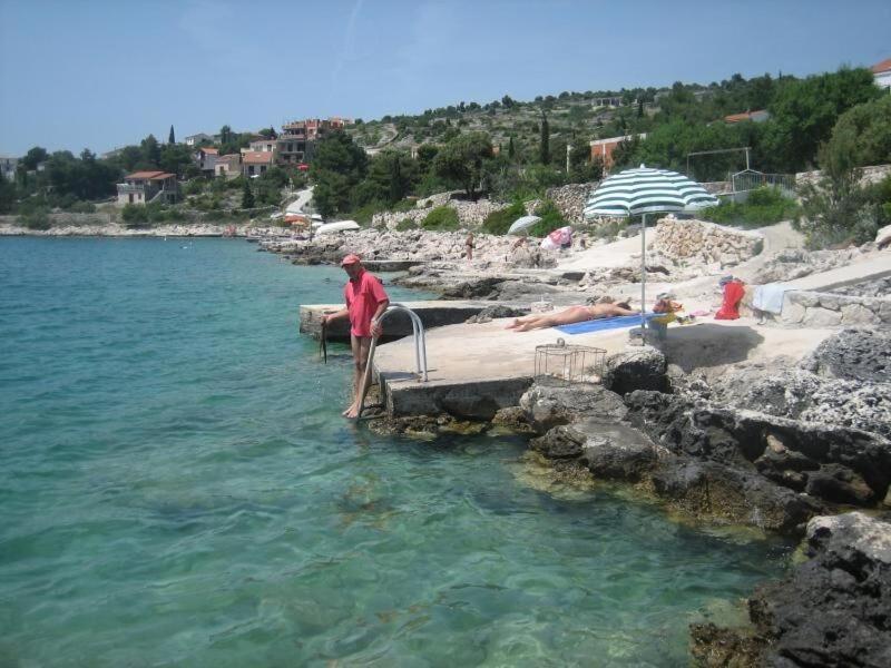 Apartments Mil - 80M From The Sea Севид Экстерьер фото